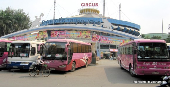 Bus in Hanoi